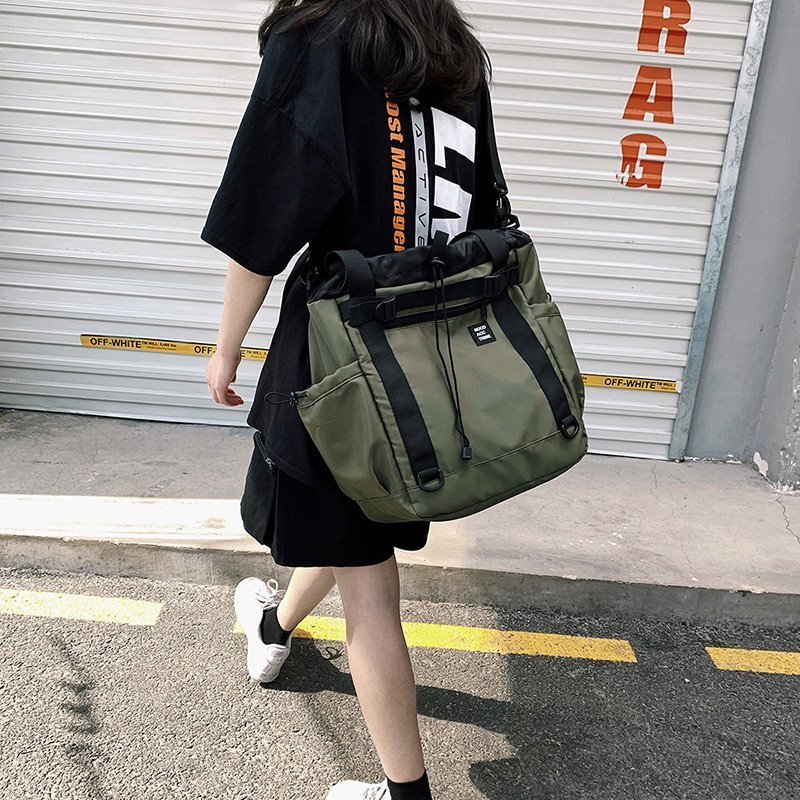 Streetwear Brand Bag - الرجال حقيبة ساع النايلون مقاوم للماء
