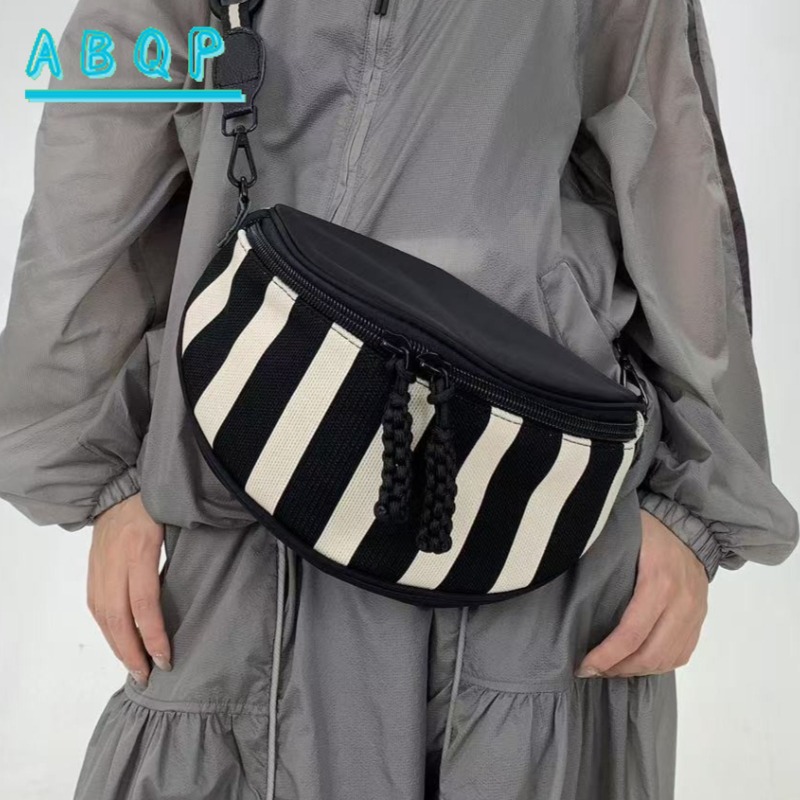 Streetwear Brand Bag - حقيبة كتف نسائية جديدة فاخرة ذات