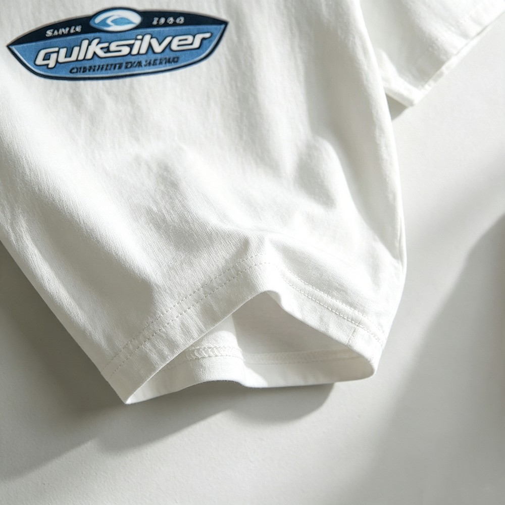 تي شيرت بطبعة شعار بيضاوي من م - مراجعة Streetwear Brand Label وسعره