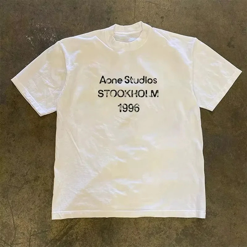 تي شيرت كلاسيكي بشعار STOCKHOL - مراجعة Streetwear Brand Logos وسعره
