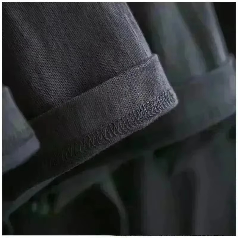 تي شيرت كلاسيكي بشعار العلامة  - مراجعة Streetwear Brand Logos وسعره